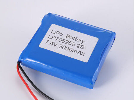 Durabile LP705258 7.4V 3000MAH Batteria polimerica al litio con tipo di immagazzinamento ricaricabile e potente