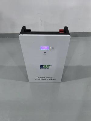 Batteria affidabile EWT LiFePO4 51.2V 100Ah 5.12kWh per sistemi solari domestici e off-grid