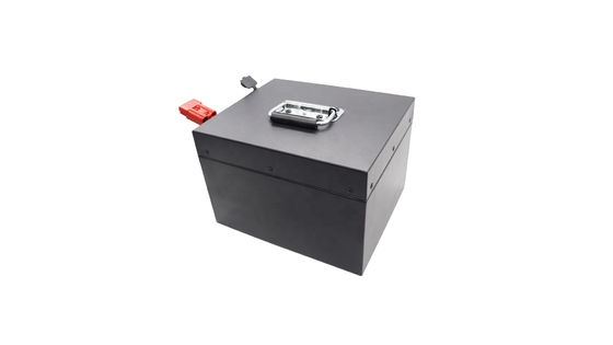 Pacco batteria agli ioni di litio da 32700 72V 50AH con involucro in film termoretraibile, materiali catodici LiCoO2, protezione PCM e connettore